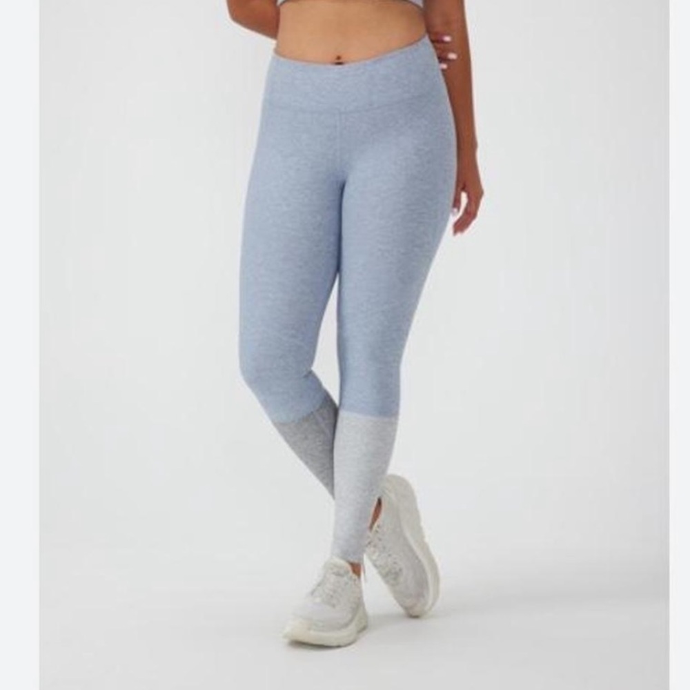 Outdoor Voices dipped 7/8 leggings